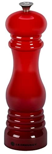 Le Creuset Classic Adjustable Salt Mill Grinder, Chip-Resistant ABS Plastic, Anti-Corrosion, 40g, 21 cm, Cerise, 96002000060000