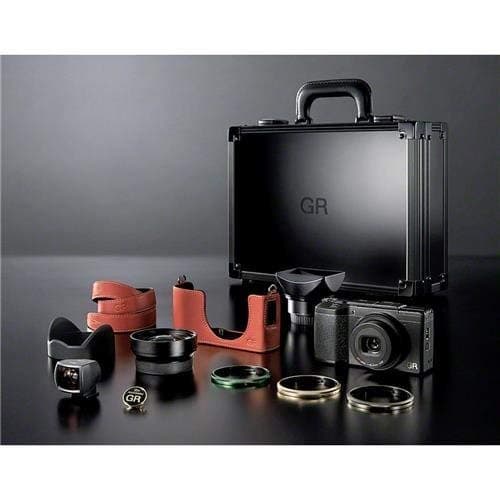 Ricoh GR II Digital Camera - Premium Kit