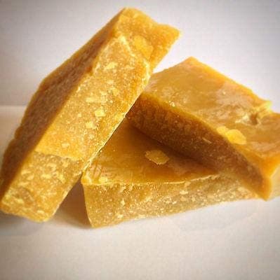 Bulk Beeswax Wholesale Purchase in Bulk at Wholesale Prices Larkin Quick-Melt pellets