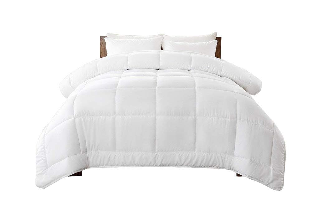 Giselle Premium Down Alternative King (90" X 102") Comforter - Best Hotel Quality Soft Hypoallergenic Duvet Insert Bedding - White Solid
