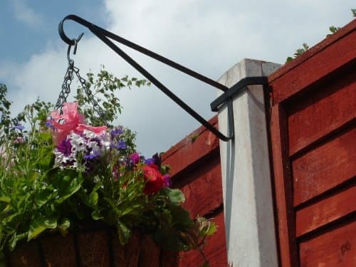 MyGardenGreen5 x Hanging Basket Brackets for Concrete Posts supports Easy Fill baskets