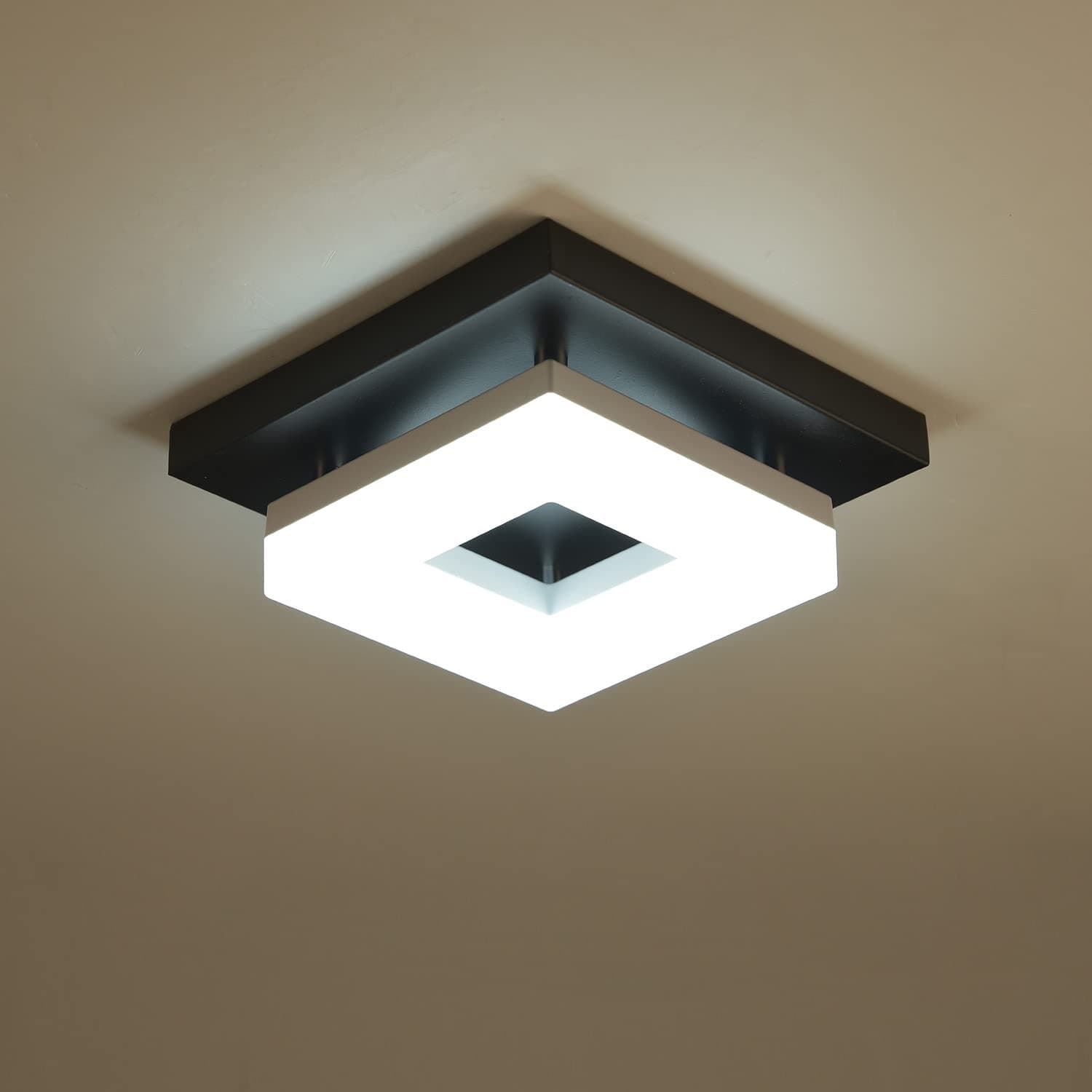 Led Ceiling Light 8W, Square Lamp, Modern Adjustable Color Temperature Lights for Bathroom, Hallways, Balcony, Cloakroom, Small Closet, Washrooms, Stairwell, Iron Black