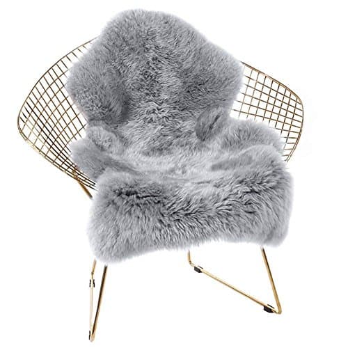 junovo Super Soft Luxury Fluffy Shaggy Faux Fur Area Rug for Living Room Bedroom Reading Room Study Nursery Couch Sofa Armchair Decor, 2ft x 3ft Grey