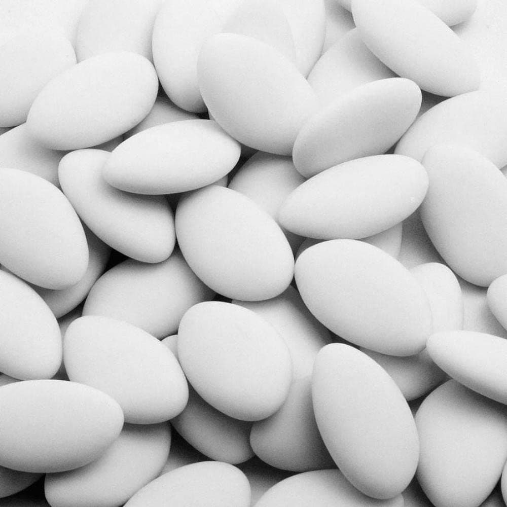 BIND Bergamot Flavored Spotted White Colored Sugar Coated Chocolate Dragees 4kg