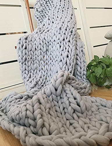 SunJet Chunky Knit Blanket Handmade Knitting Icelandic Wool Nap Blanket Roving Merino Warm Knitting Throw for Bedroom Decor Chair Sofa Pet Mat (39"x47"(100x120cm), Light Grey)