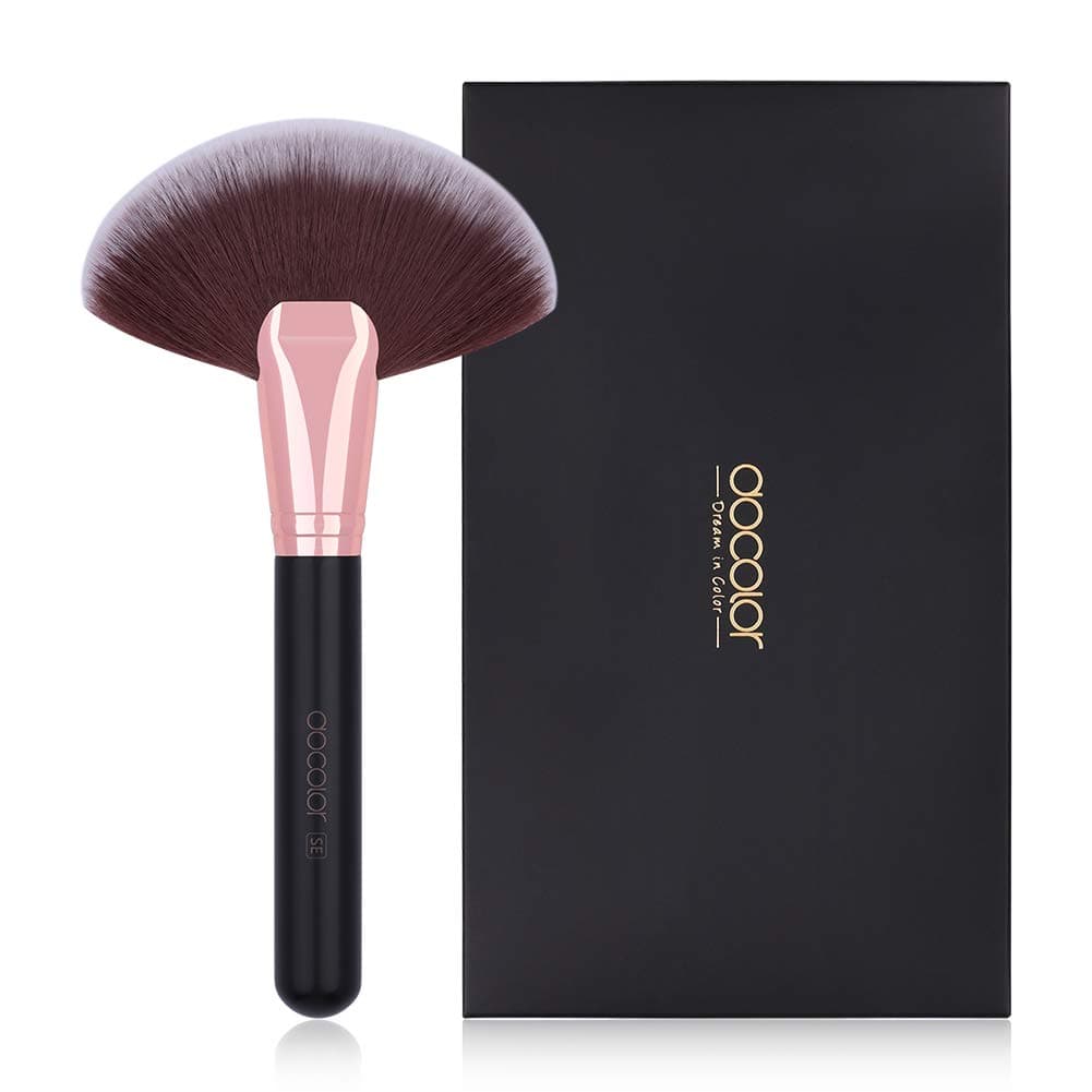 Docolor Fan Brush Finishing Powder Brush Multi-use Brush For Face and body Professional Highlighting Blush powder Bronzer Cheekbones Make Up Brushes Perfect For Spray Tan Powder Synthetic Hair Soft