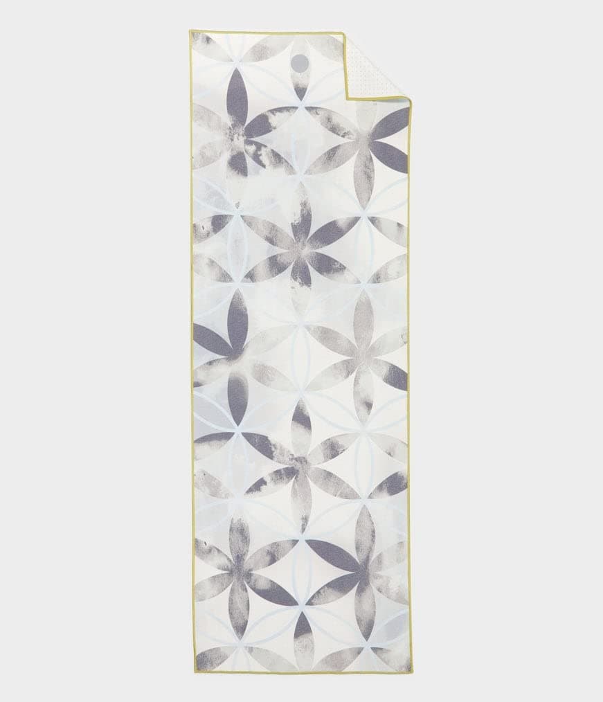 Manduka Repreve Yogitoes Yoga Mat Towel White Light 71"