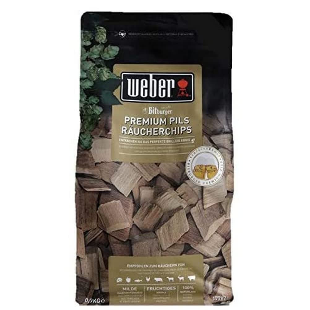 Weber 17782 Bitburger Premium Pils Smoking Chips 700 g for All Meat, Vegetables and Cheeses, Sweet Fruity Taste, Smoking, Aroma, Grilling