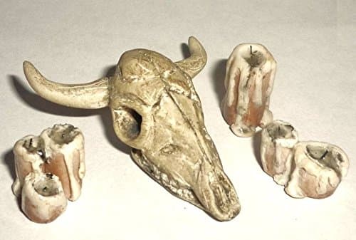 Skull, 3 candles. Dollhouse miniature 1:12