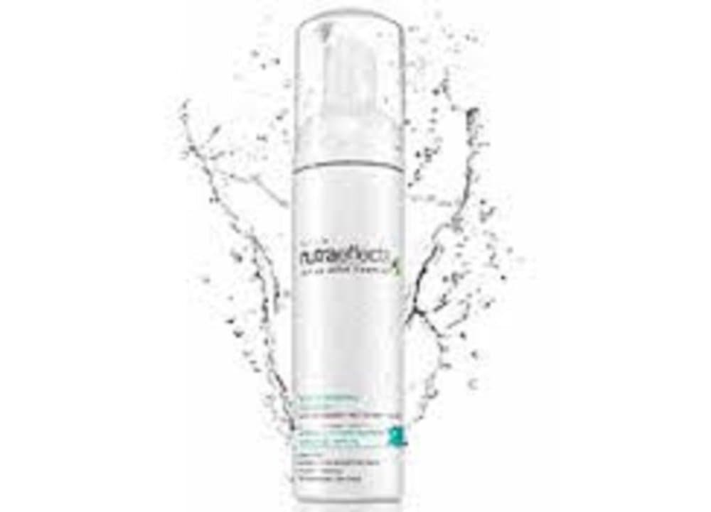 Avon Nutraeffects Active seed complex self-Foaming Face Wash – 150ml