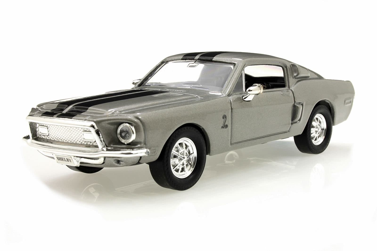 Road SignatureWholesale 1968 Shelby GT 500 KR Silver 143 Diecast Car