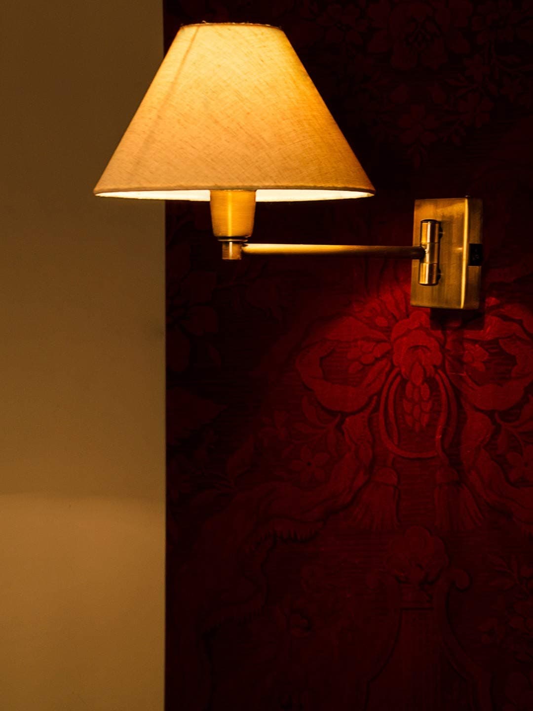 Fos Lighting Classic Gold 11 Inch Swivel Antique Brass Bedside Swing-Arm Wall Sconce