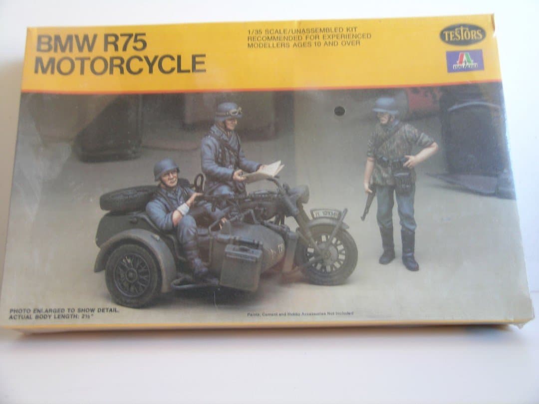 Testors/Italaerei "German WW II BMW R75 Motorcycle" Plastic Model Kit