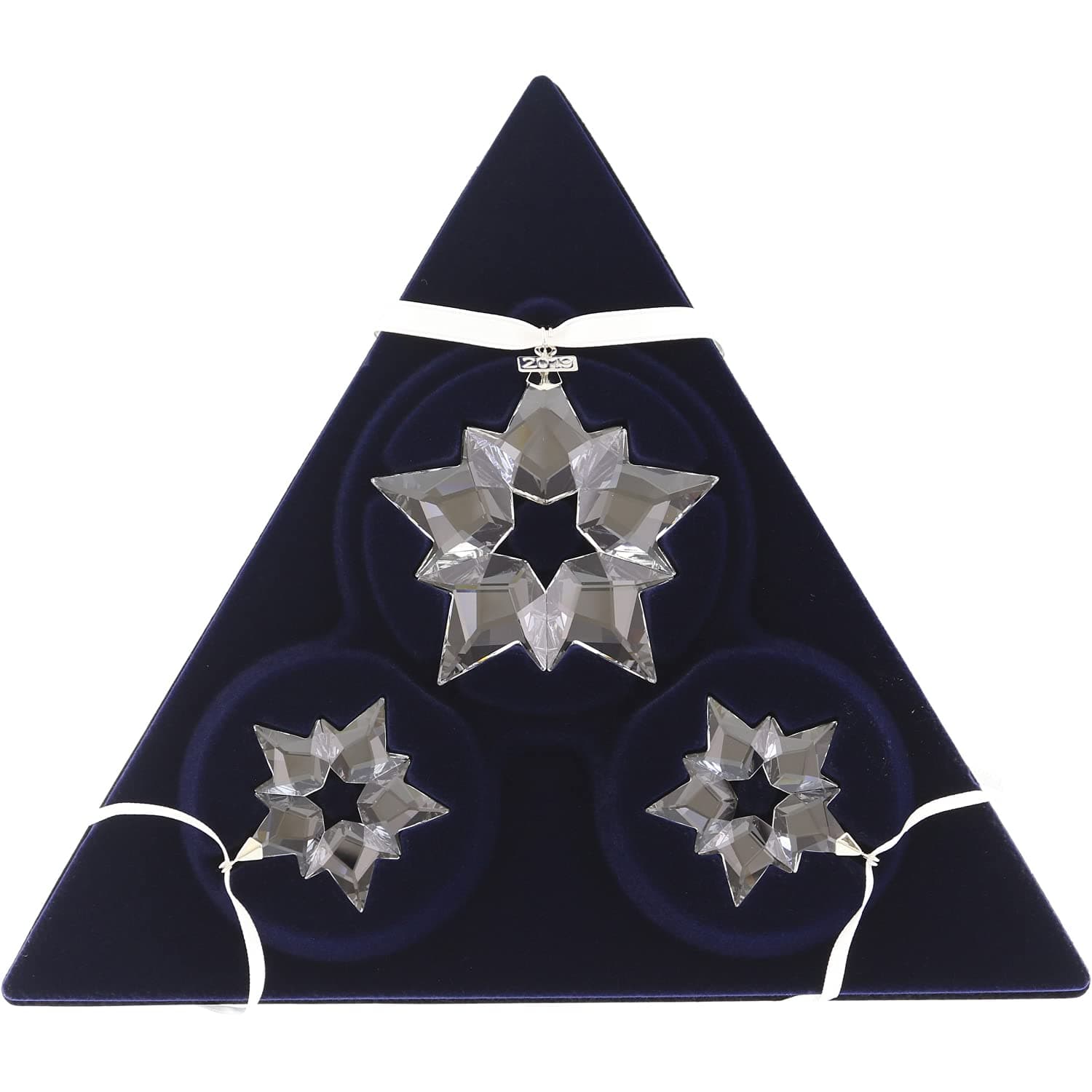 Christmas Set Ornament, A.E. 2019