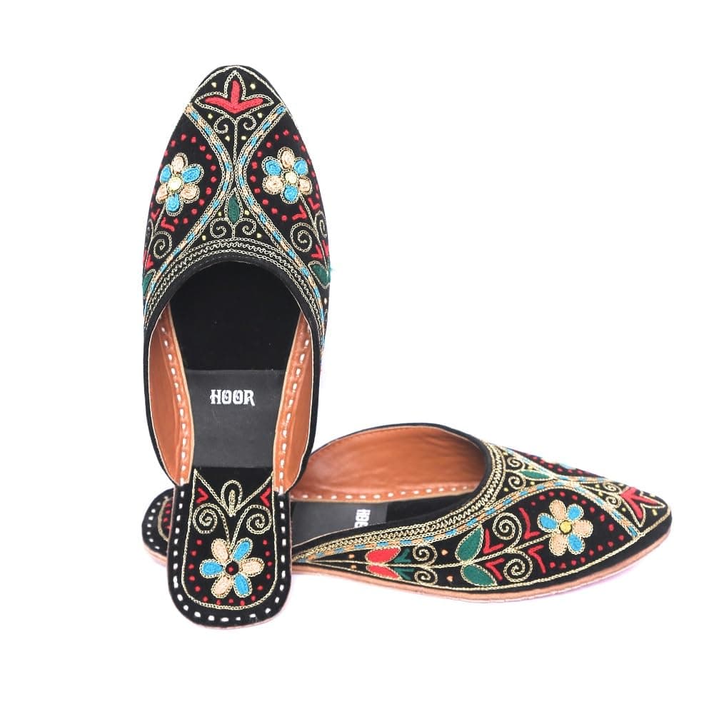 GenericAyat Women's Traditional Handmade Khussa Wedding Bridal Mojari Juti Punjabi Jutti Ethnic Flats (Black)
