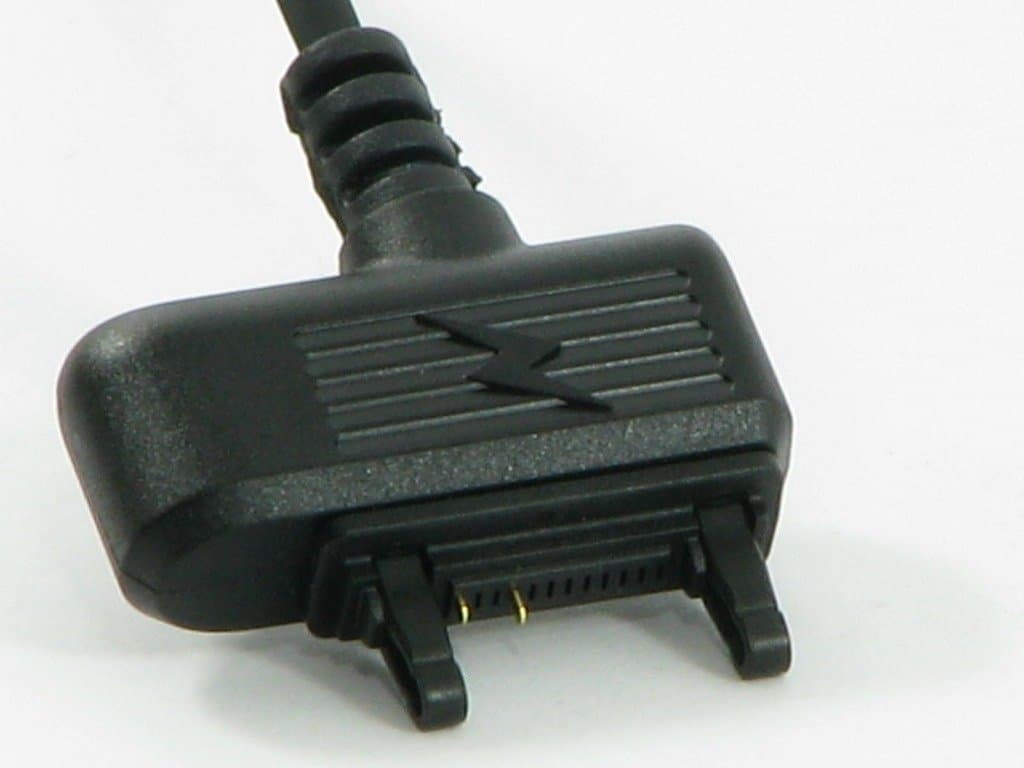 Genuine CST-15 Mains Travel Home Wall 3 Pin UK Charger