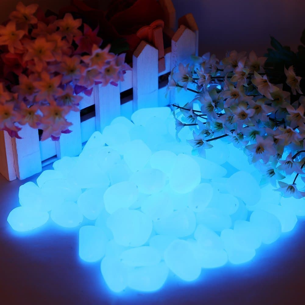 chic style 2.4Lbs 550Pcs Glow in The Dark Stones Garden Pebbles Rocks Indoor Outdoor Decor Luminous Stone for Walkways Driveway Yard Grass Fish Tank Halloween Decoration Large Bag