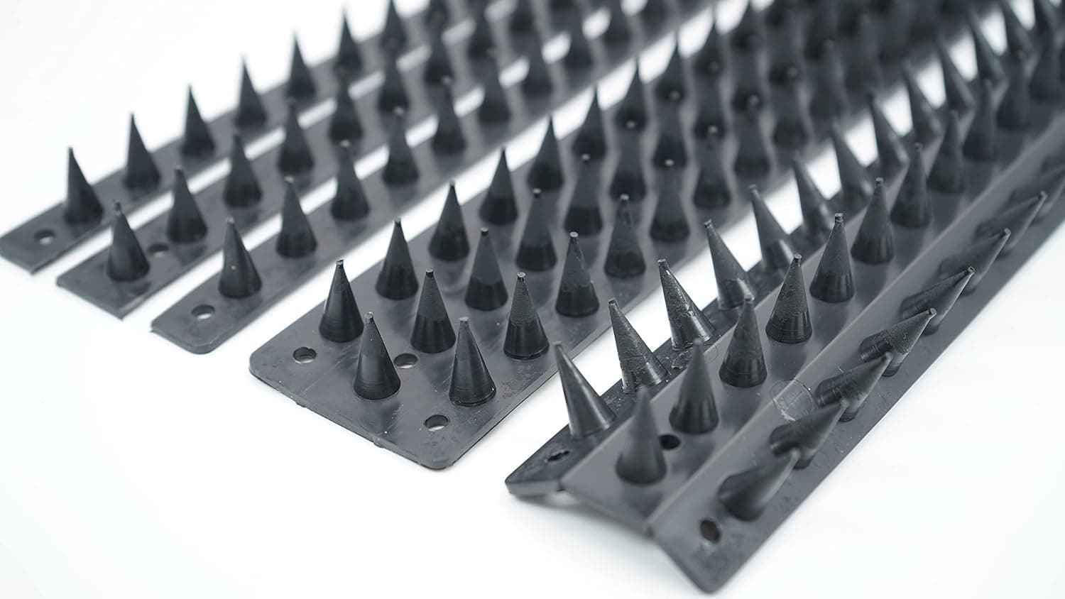 Eco Fence Wall Spikes Garden Security. Anti-Climb Cat And Bird Deterrent Intruder Deterrent. Made In The UK Pigeon Spikes Pest Control For Gardens - Black 40 Pack - 20M to 60M