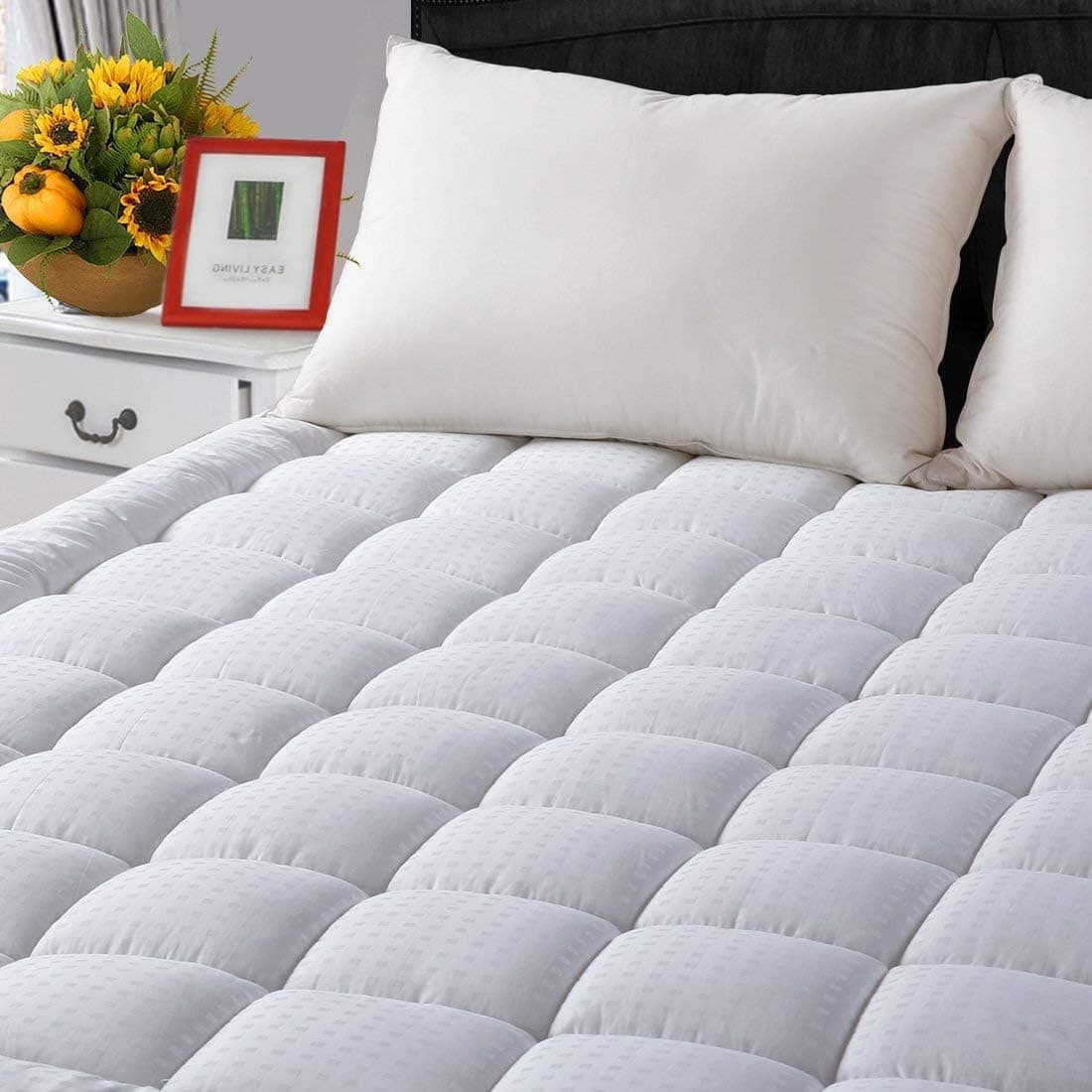 LEISURE TOWN Cotton Mattress Pad Full Size Fitted Quilted Mattress Cover Pillow Top Mattress Topper Cooling Soft Breathable Mattress Protector with 8-21 Deep Pocket,Machine Washable (54x75 White)