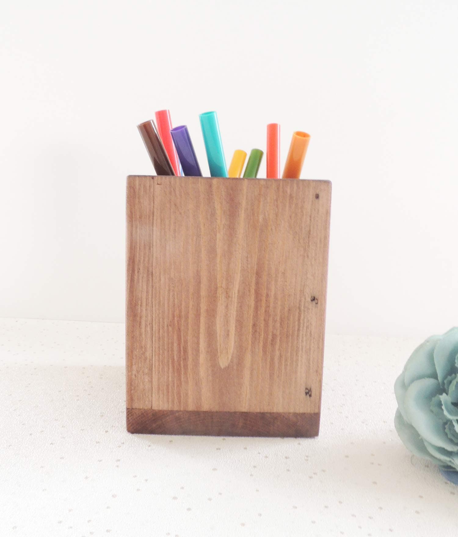 wooden desk pot, brush pot, pen pot, pen holder, desk tidy, paintbrush holder, wooden storage, workshop tidy, rustic desk decor, art storage