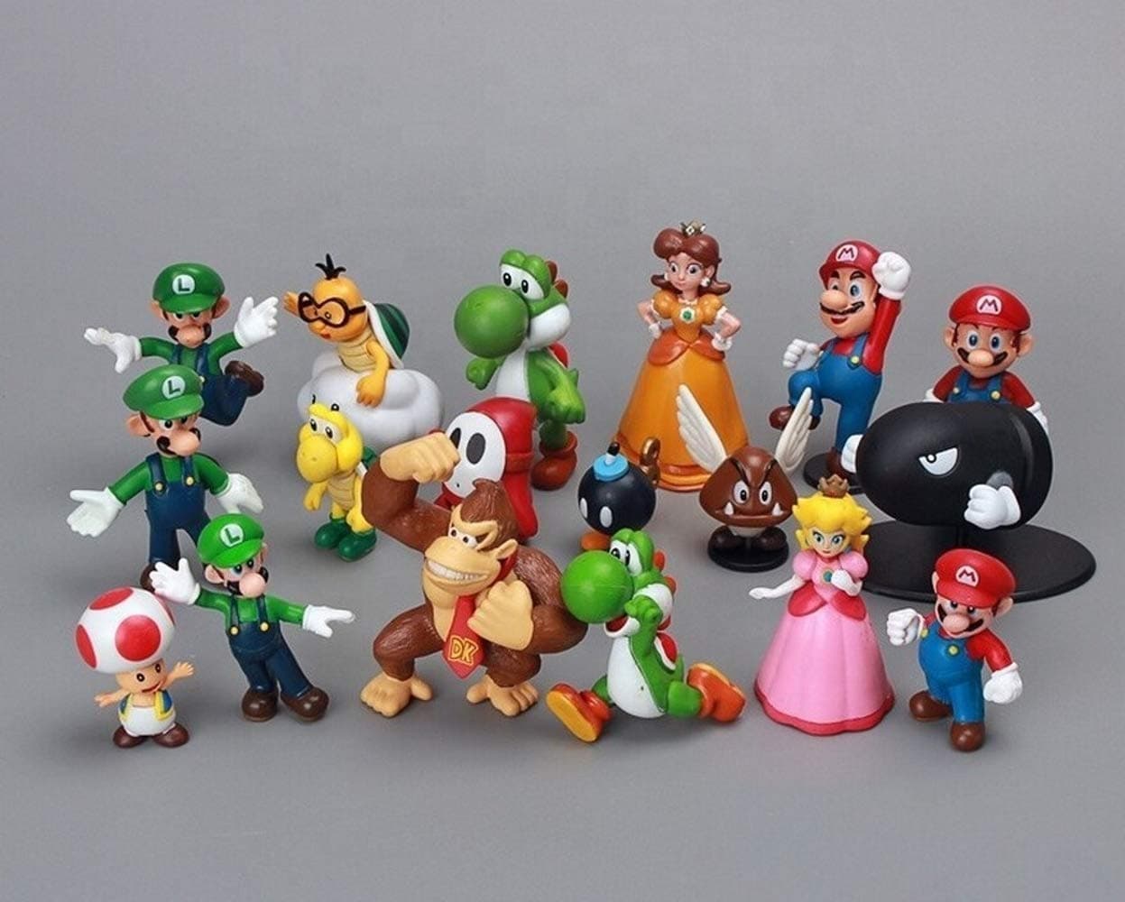 18 Piece Mario Birthday Cake Toppers/Figurines