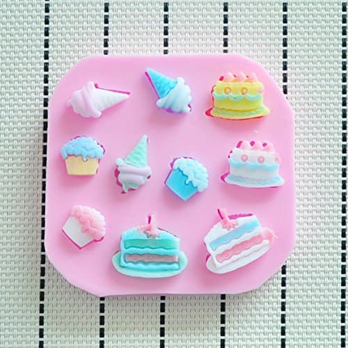 Martha Art Craft - Sugarcraft Decorating Kit High Quality Cute Cake molds Silicone Silicone Cake Mold Cake Cookie Chocolate -Silicone Soap Mold Silicone Theme Cake (Random Color) By Paradise Smile