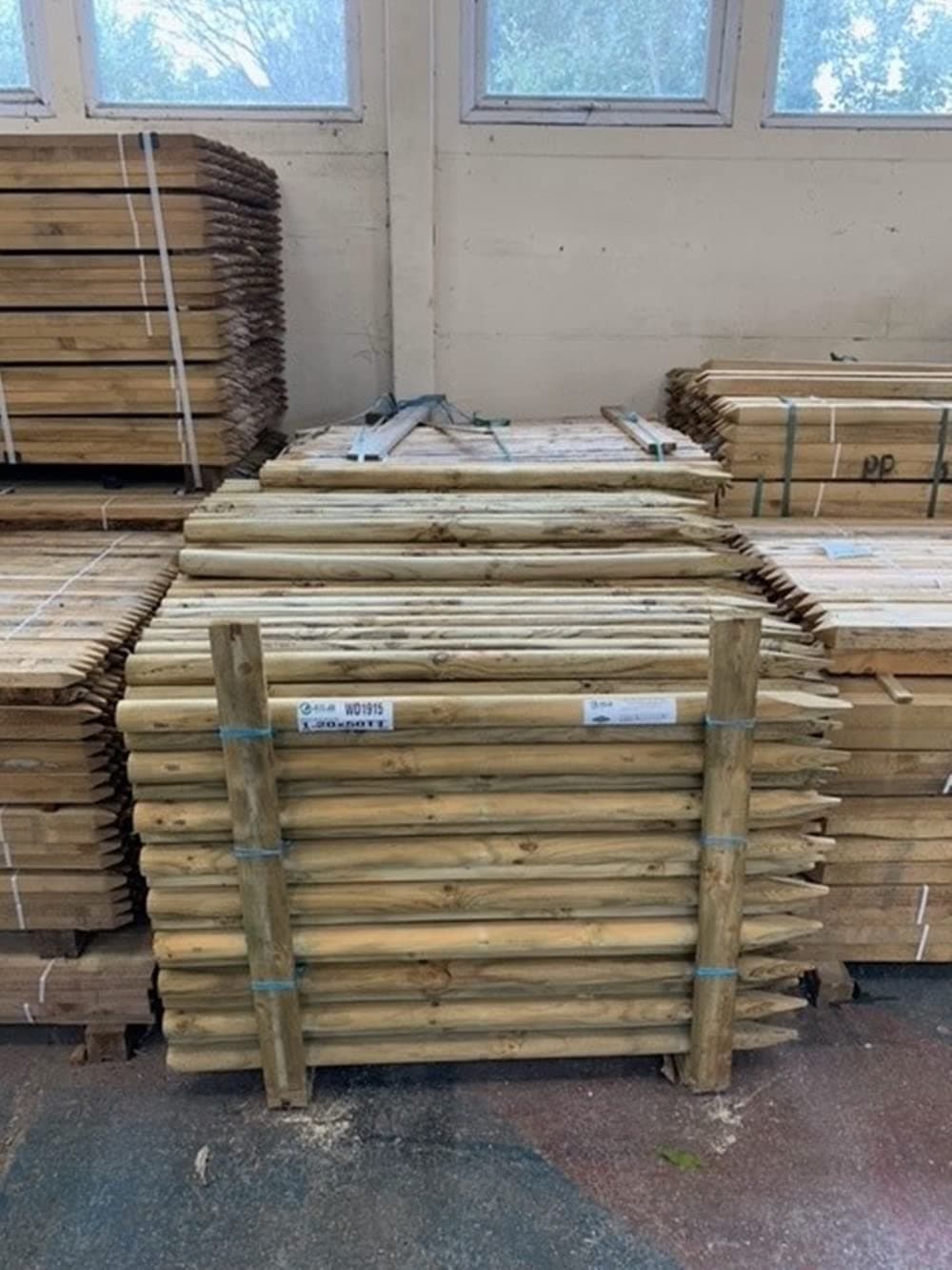 F&G Supplies Round Fence Posts | 1.2m (4ft) x 50mm | 20 Pack | Pressure Treated Wooden Stakes