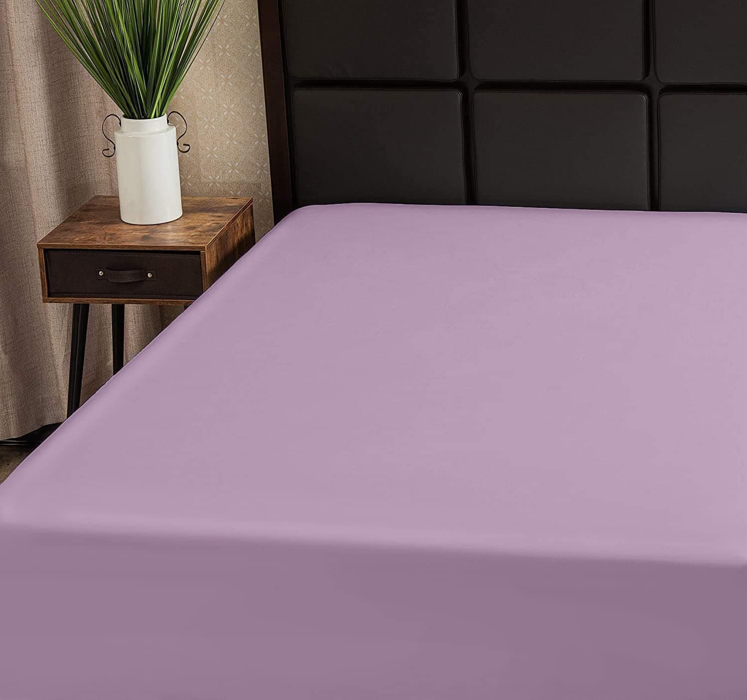 Superity Linen King Fitted Sheet Made from Cotton. Moisture Wicking Cotton Bed Sheet for Breathable, Dry, and Comfortable Night's Sleep. 200 Thread Count. (Lavender)