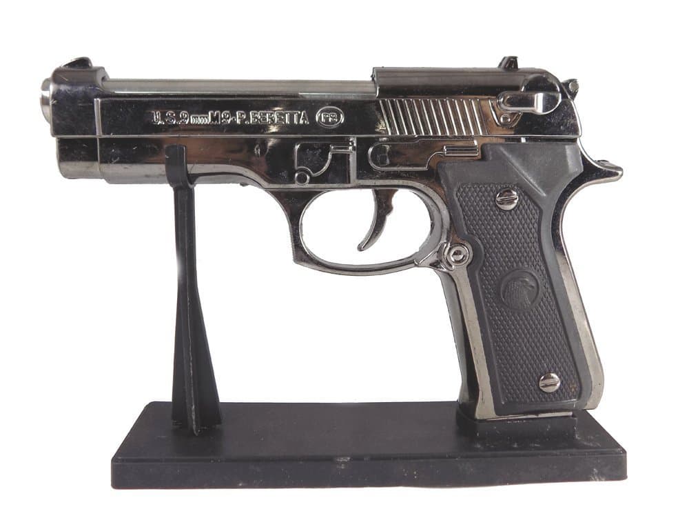A.K.TRADERS Stainless Steel Gun Shaped/US M9 Beretta Pistol Cigarette Gas Lighter (Silver)