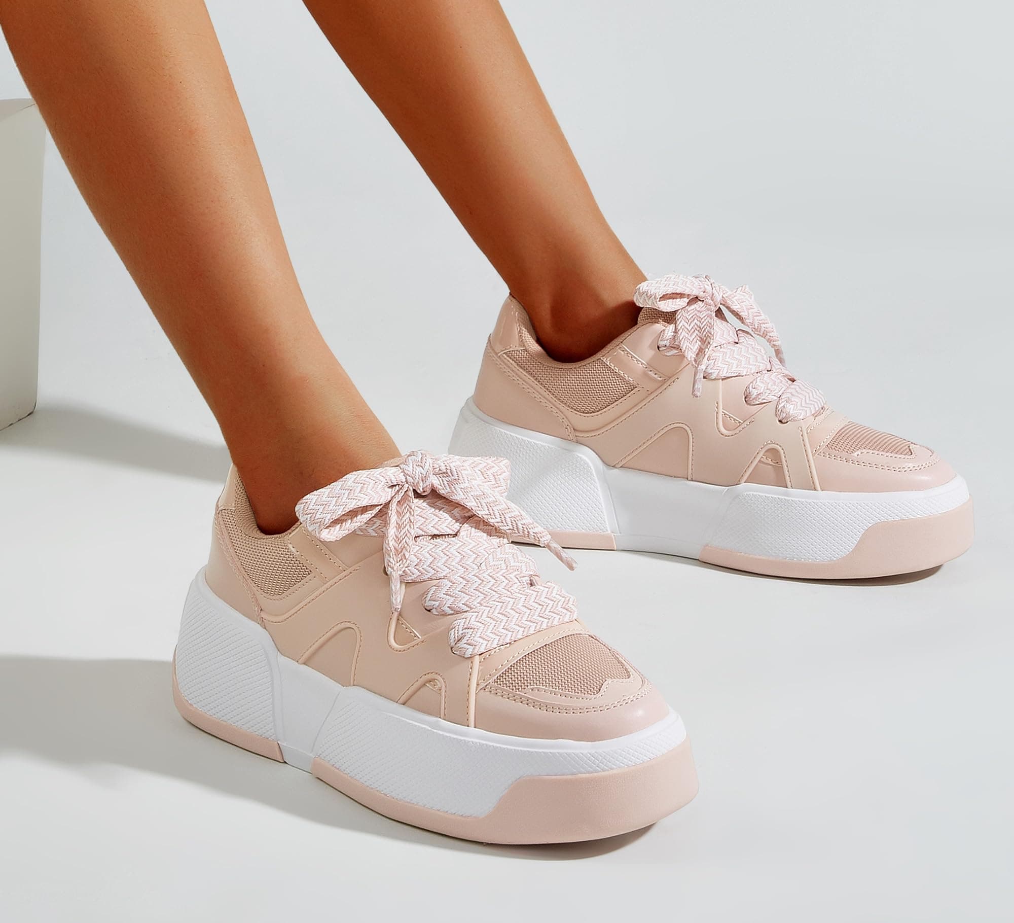 LUCKY STEP Women’s Platform Fashion Sneakers Lace up Casual Faux Leather Comfortable Thick Sole Tennis Walking Shoes