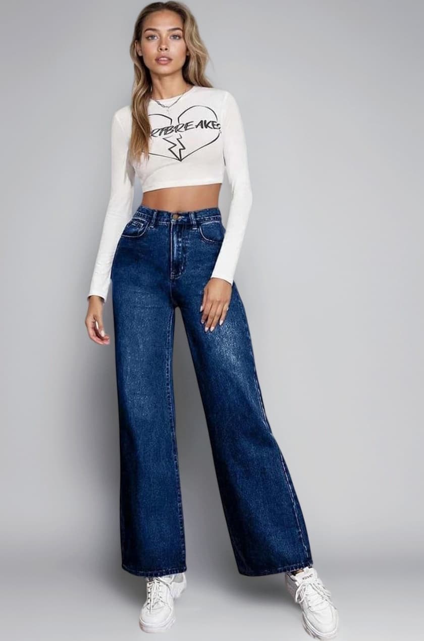 Women’s High-Waist Straight-Fit Denim Jeans – Style and Fashionable Casual Wear