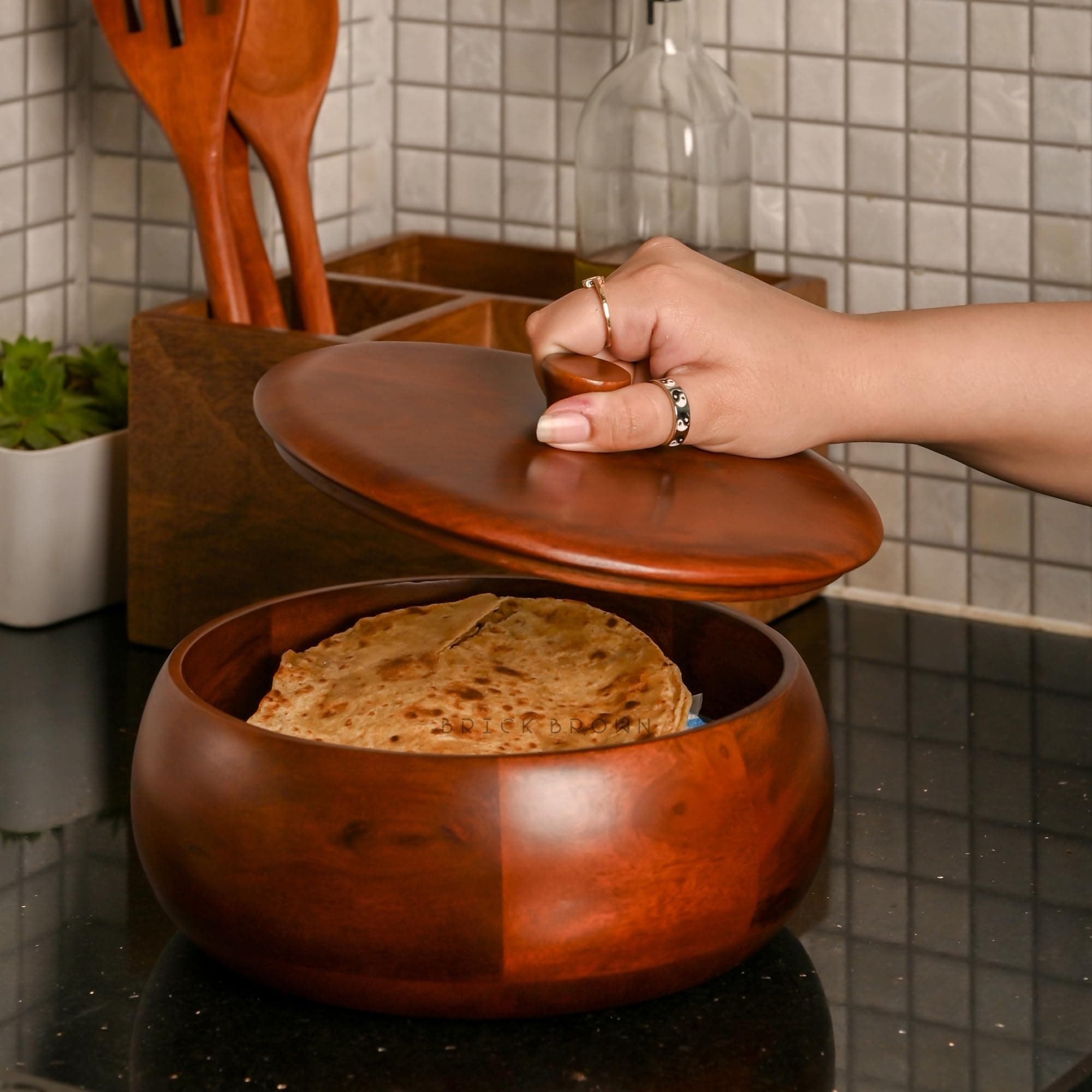 Brick Brown ® Handcrafted Premium Mahogany Finish Roti Casserole for Kitchen | Round Hot Pot, Roti Dabba with Lid | Casserole, 8.8x8.8x4.3 Inch