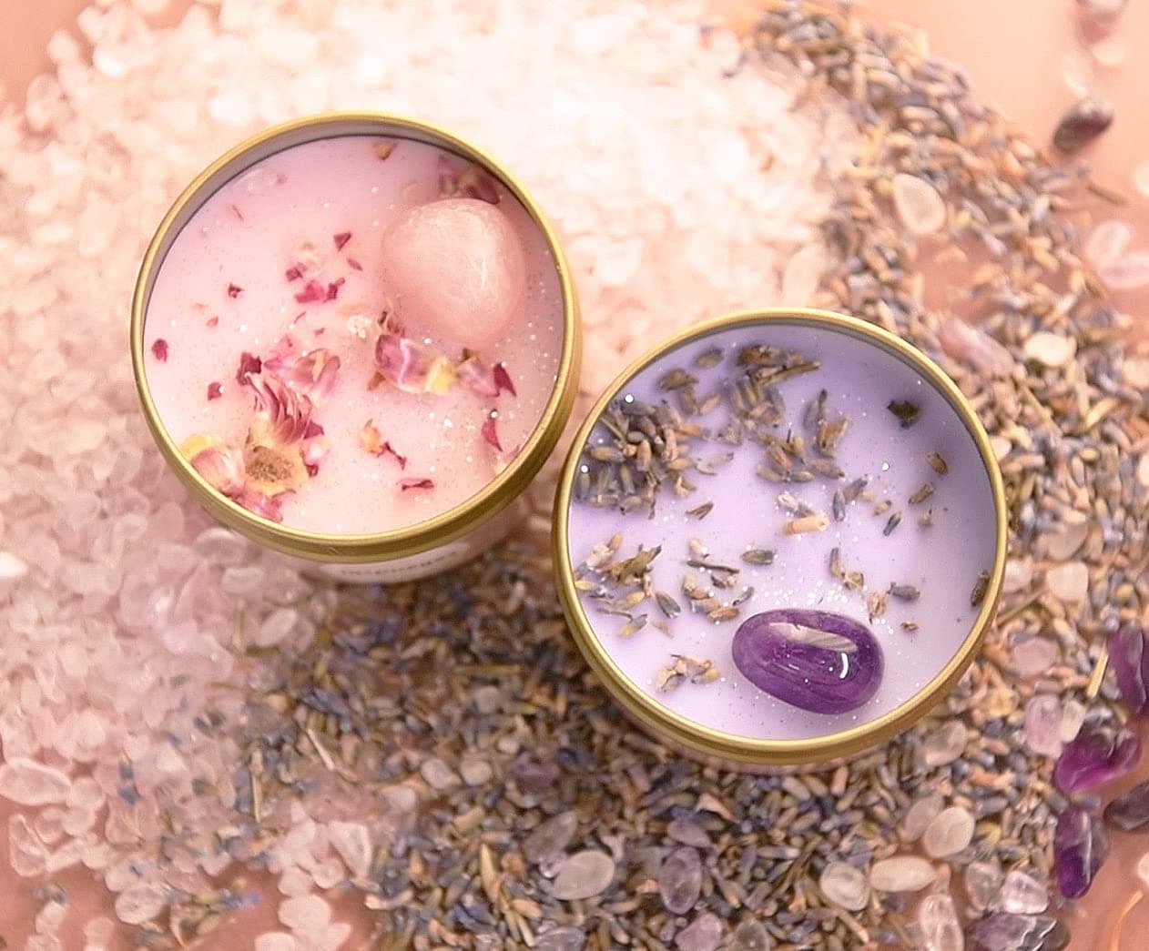 Candles Gift Set for Women Aromatherapy Candles for Home Scented Portable Tin of Soy Candle with Healing Crystals,Rose Quartz & Dry Flowers Home Decorative Candles Gift Set of 2