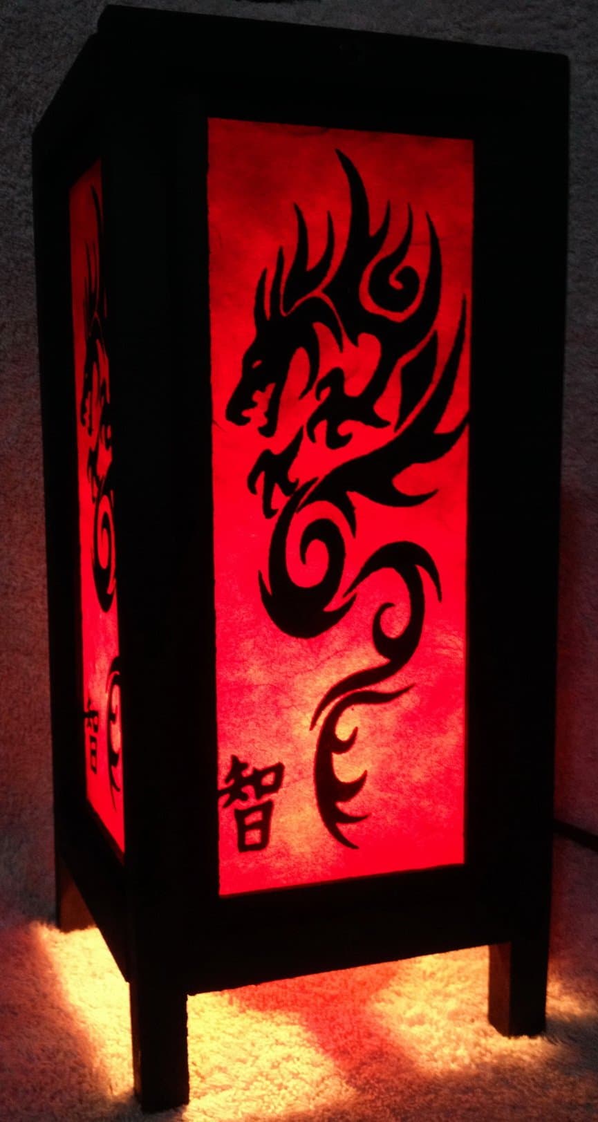 Thai Vintage Handmade ASIAN Oriental Art Red Black China Dragon Bedside Table Lamp or Home Garden Decoration.