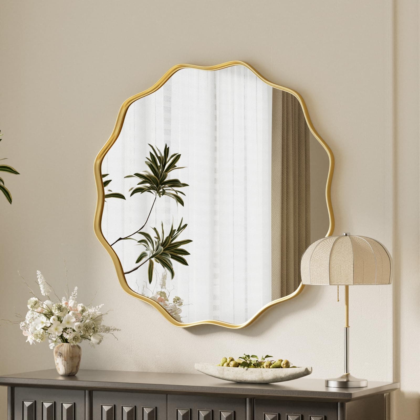 Gold Scalloped Circle Mirror, 20" Wavy Edge Round Wall Mirror with Tempered Glass Textured Circular Metal Deep Frame, Hanging Leaning for Bathroom, Hallway, Entryway, Livng Room