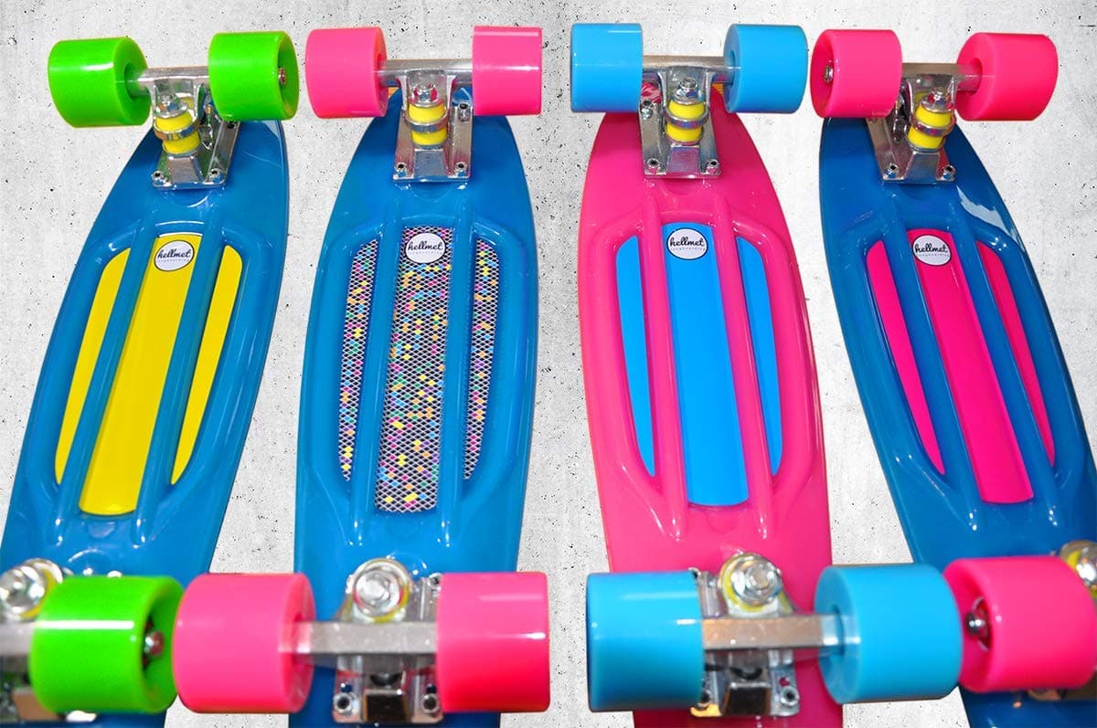 'HELLMET Mini Cruiser 22 Penny Style – Longboard Cruiser Vinyl Glow Skateboard Deck – Glow in The Dark – Premium Quality Now.