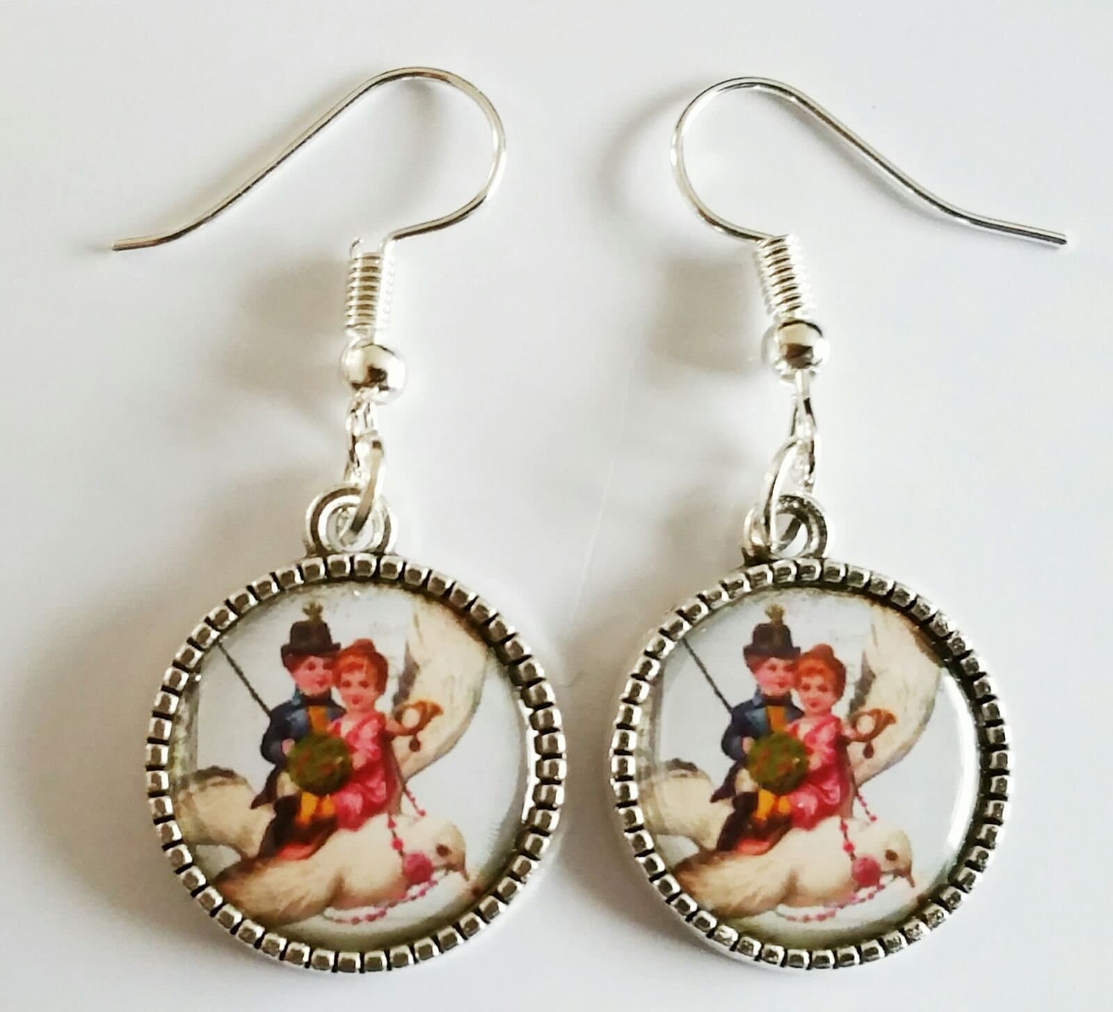 Steampunk Earrings Jewellery Silver Tone Vintage Victorian Couple Flying Bird