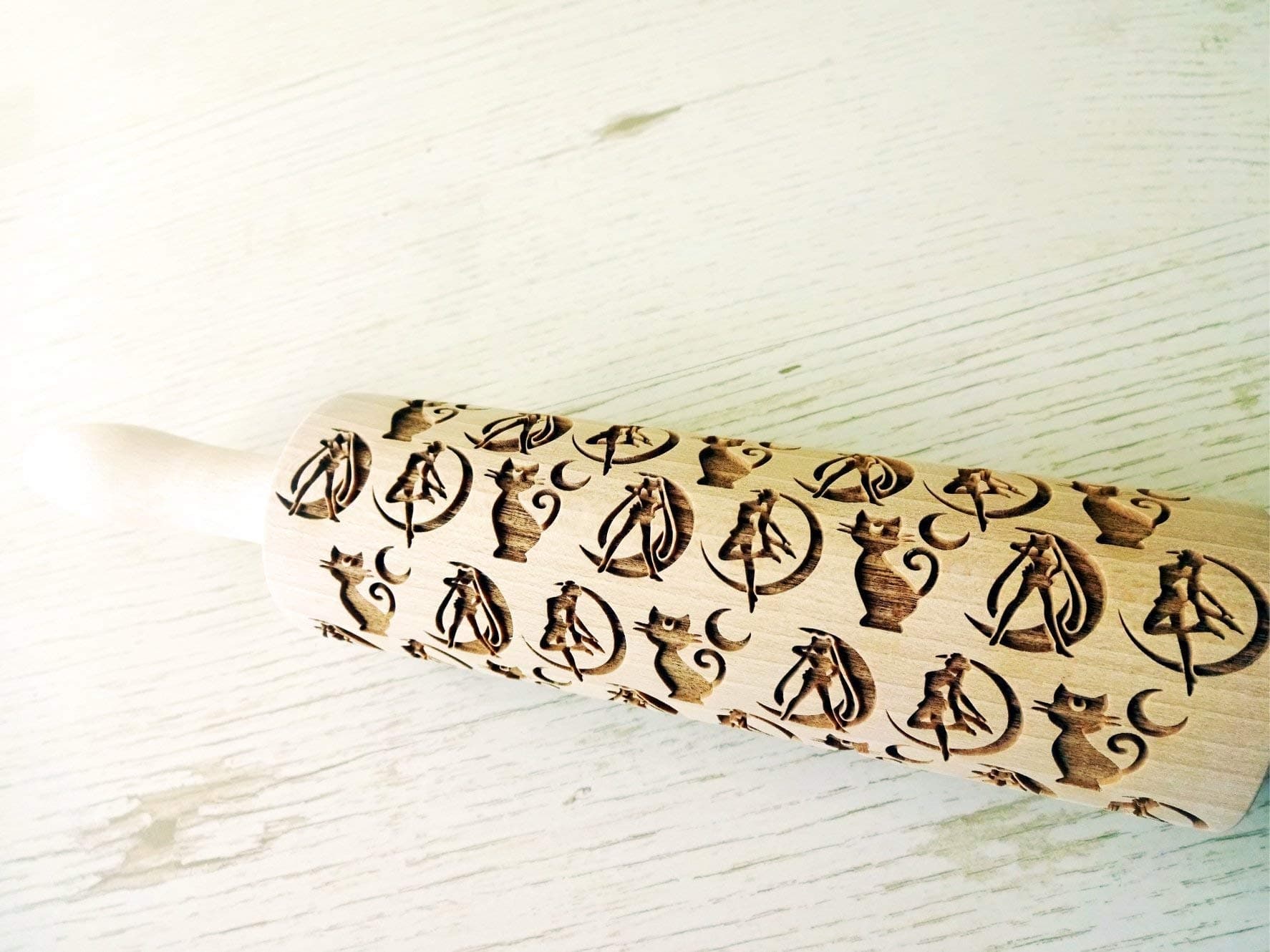 SAILOR MOON Embossing Rolling Pin Embossing Rolling Pin With LUNA Christmas Gingerbread Cookies