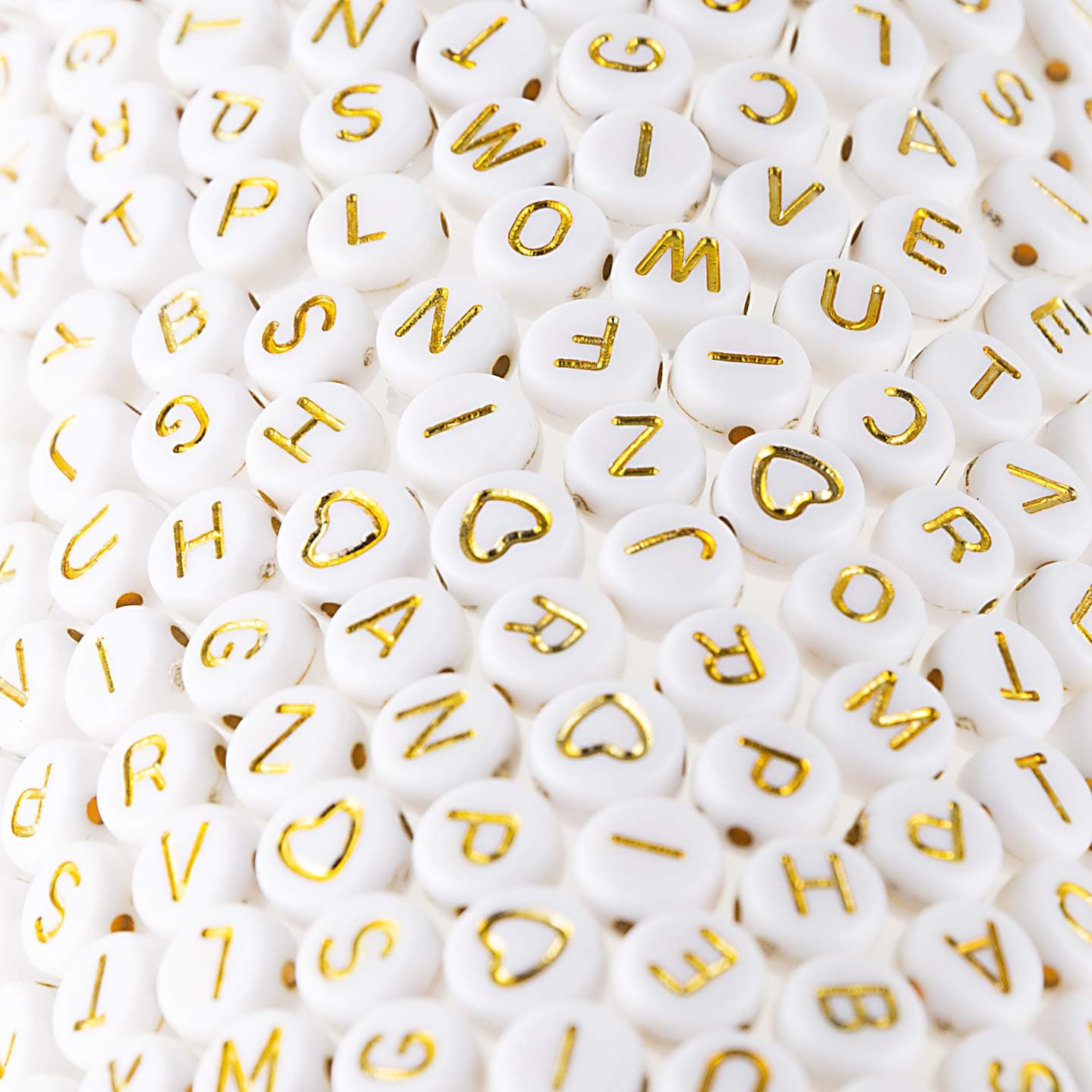 500 Pcs Acrylic Alphabet Letter Beads Gold On White Name Bracelets for Jewelry Making (goldonwhite) (goldonwhite)
