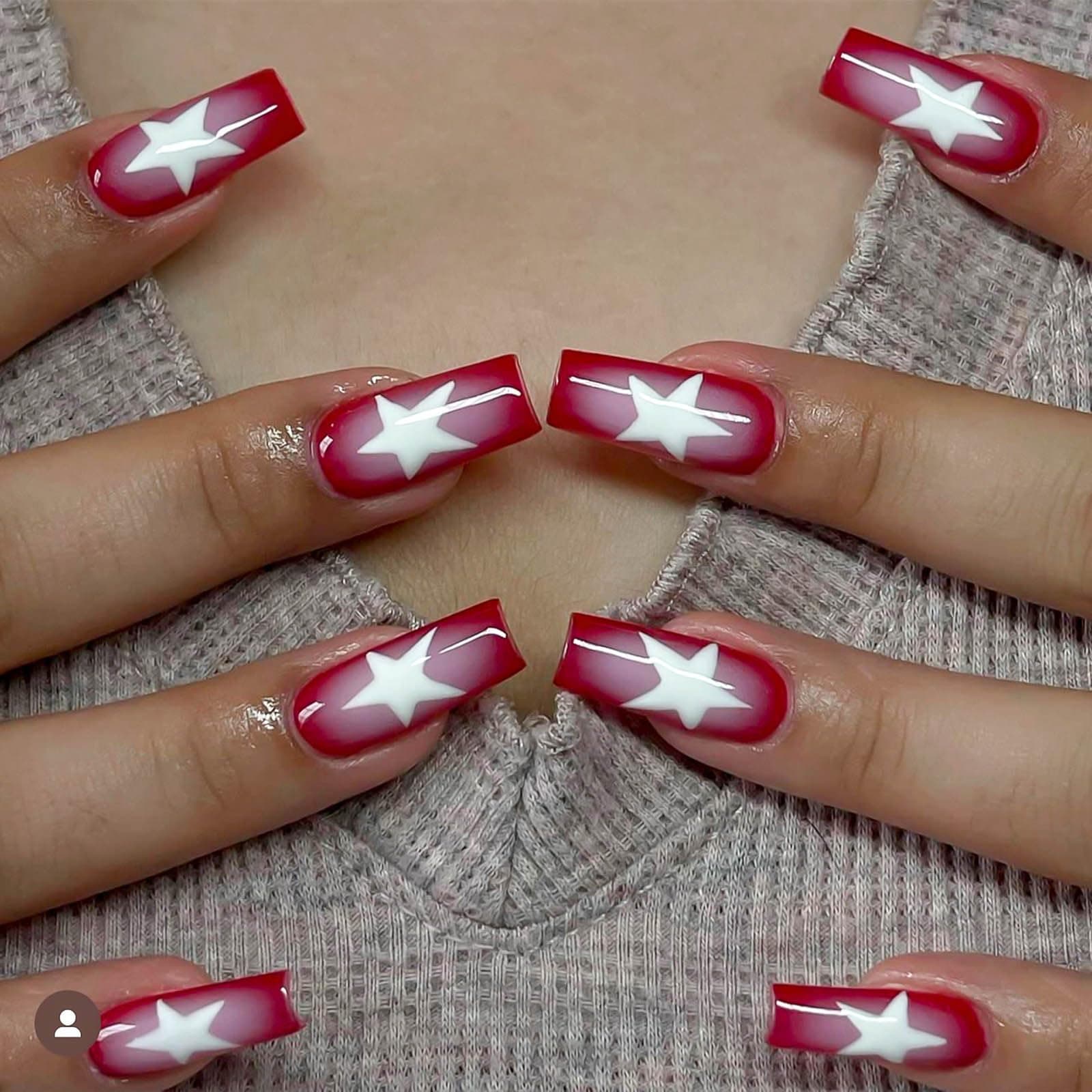 Medium Press on Nails Square Fake Nails Red Ombre Acrylic False Nails with Designs White Star Glossy Artificial Nails French Nail Press ons Stick on Nails for Women 24Pcs