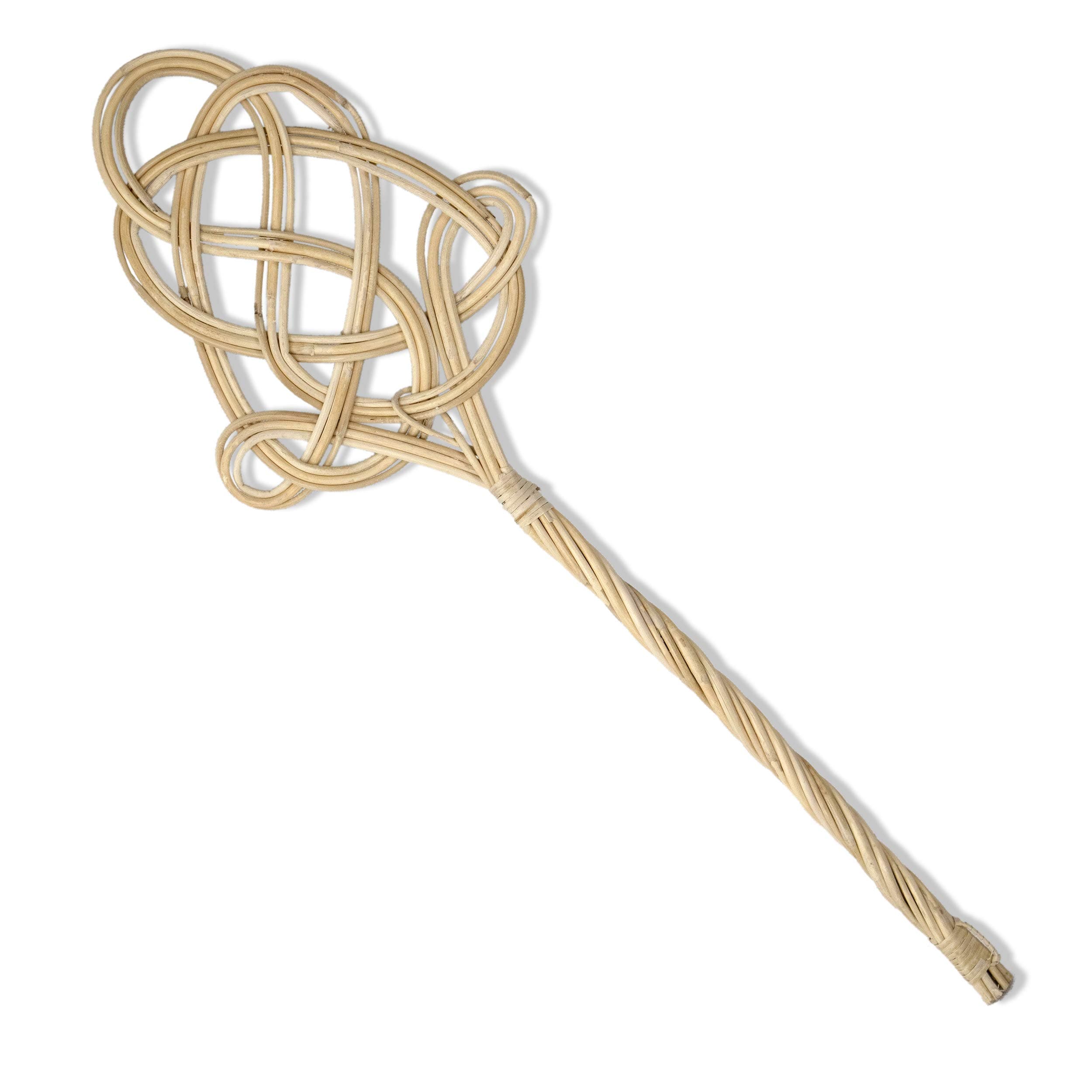 MadeTerra Rattan Carpet and Rug Beater Paddle Handwoven, Earth Friendly, Durable Paddle, Rustic Rug Removal Tool for Carpet, Sofa, Couch, Chair Cushi (25x70cm pattern 2)