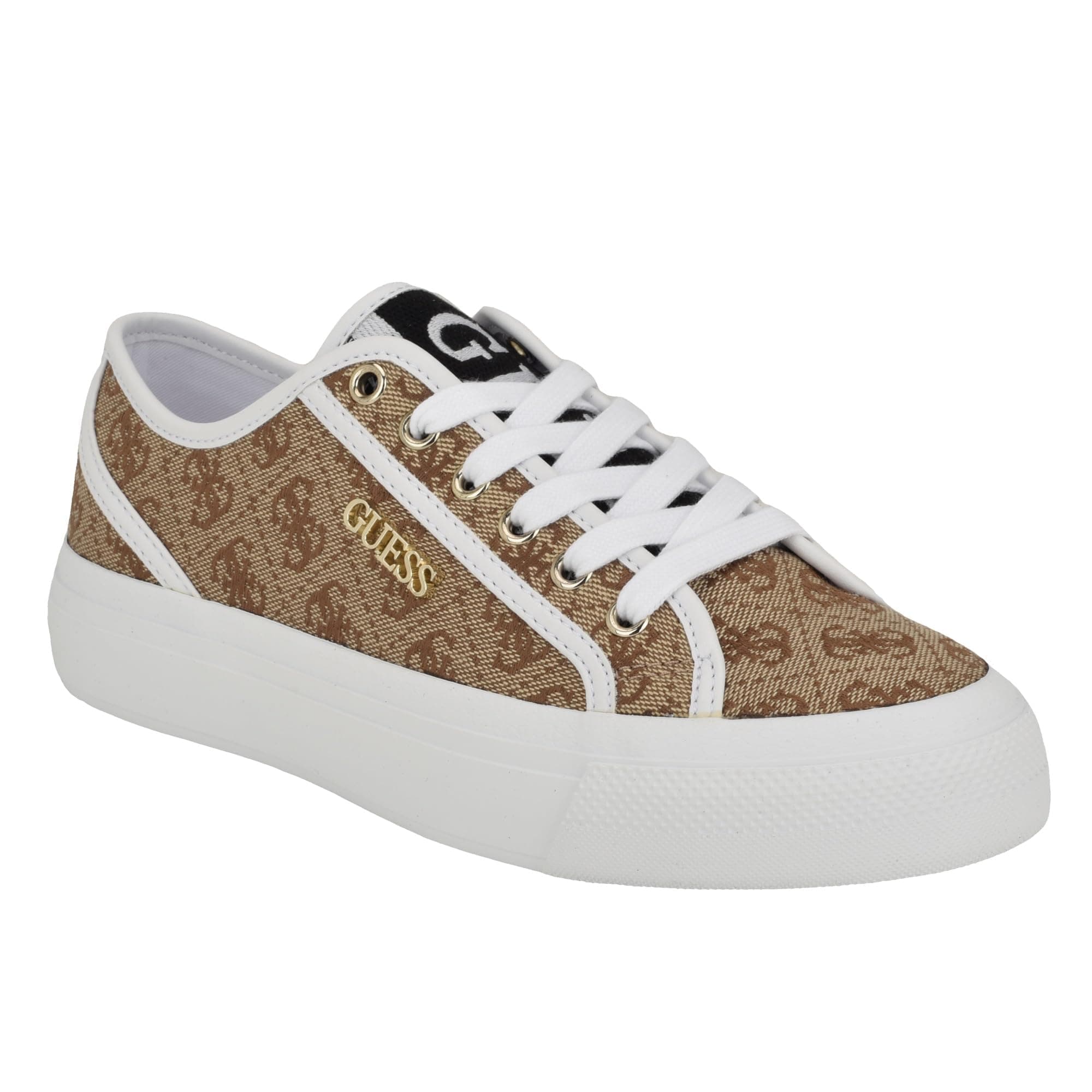 GUESSWomen's Jelexa Sneaker