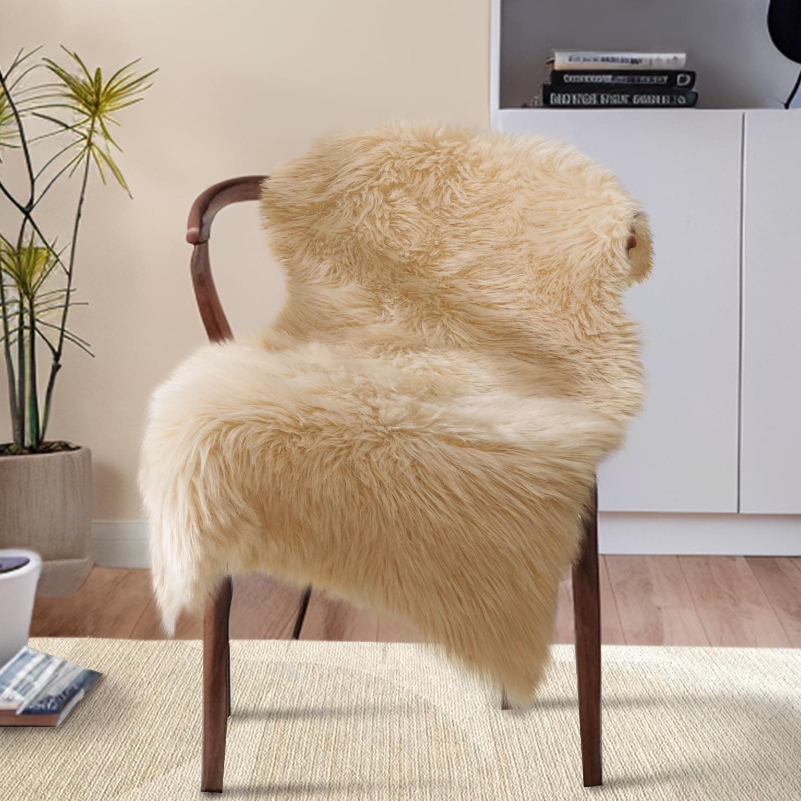 Ciicool Faux Sheepskin Rugs Soft Faux Fur Rug Beige Fluffy Rug Chair Couch Cover Fuzzy Carpet for Bedroom Floor Sofa Living Room 2x3 Feet