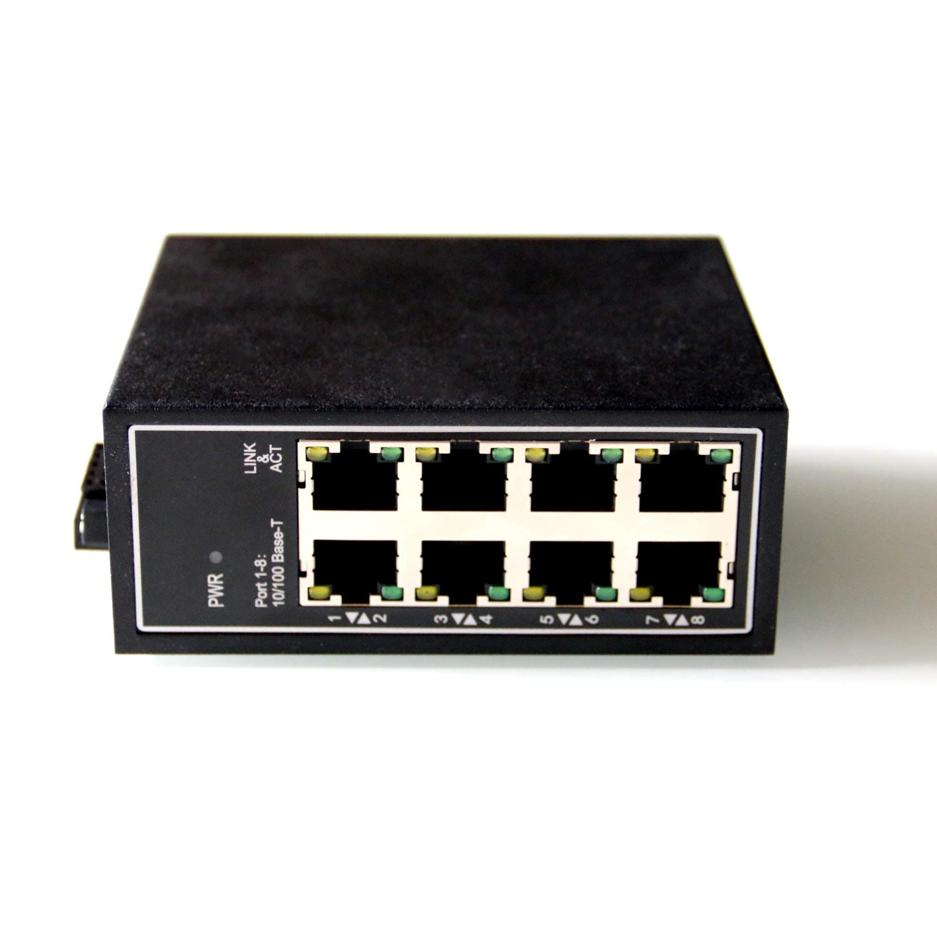 8 Port