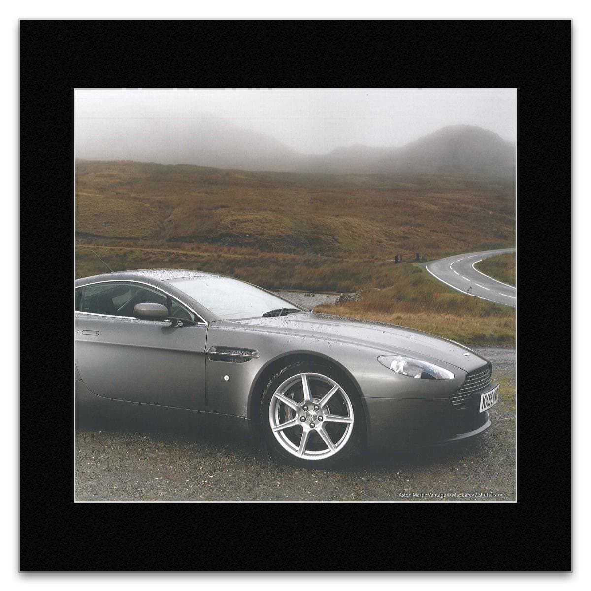 Super Cars - Aston Martin Vantage Mini Poster - 40x40cm