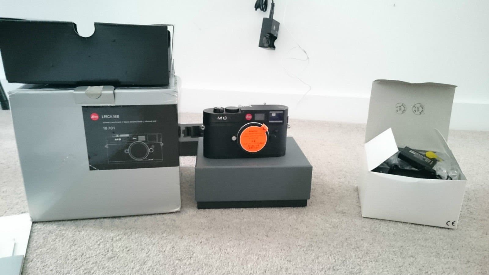 Leica M8 Rangefinder Professional Digital Camera Body - 90 Day Warranty - Serviced