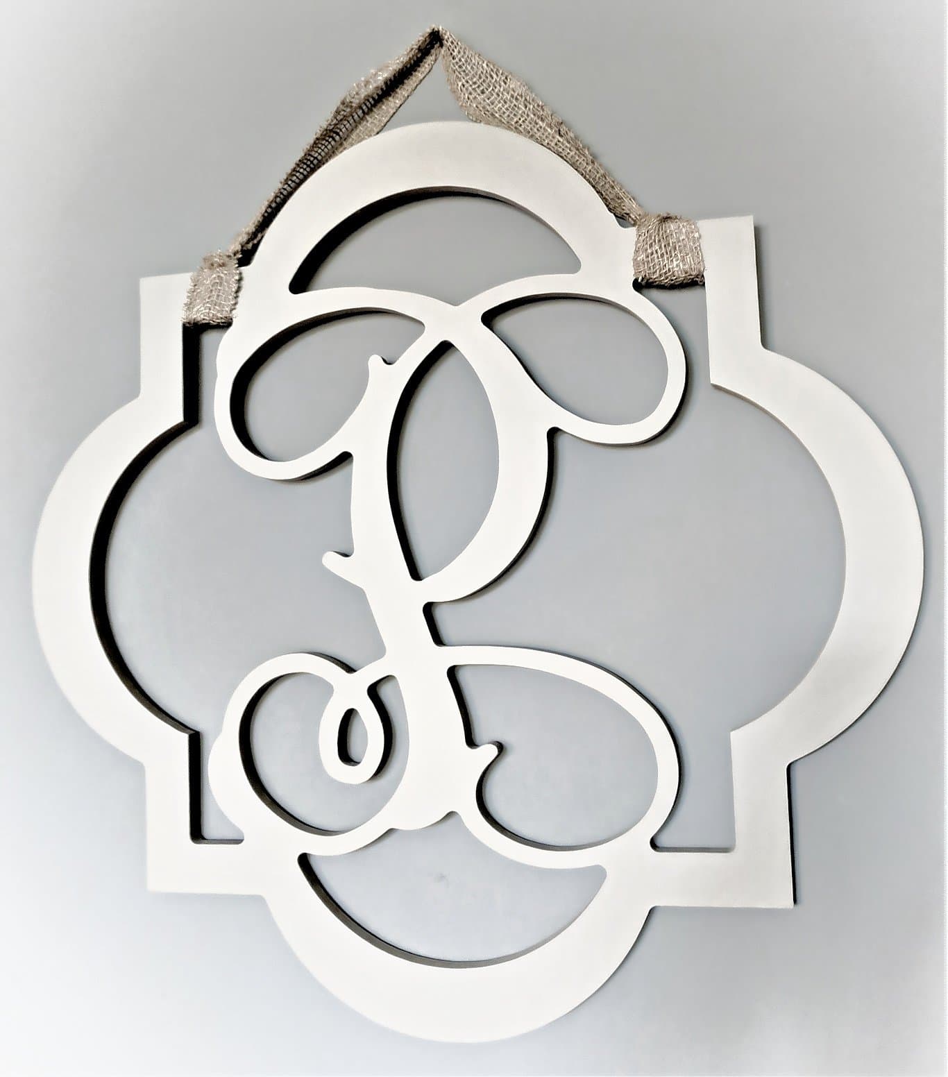 Wooden Vine Font Initials (Letter P, White)