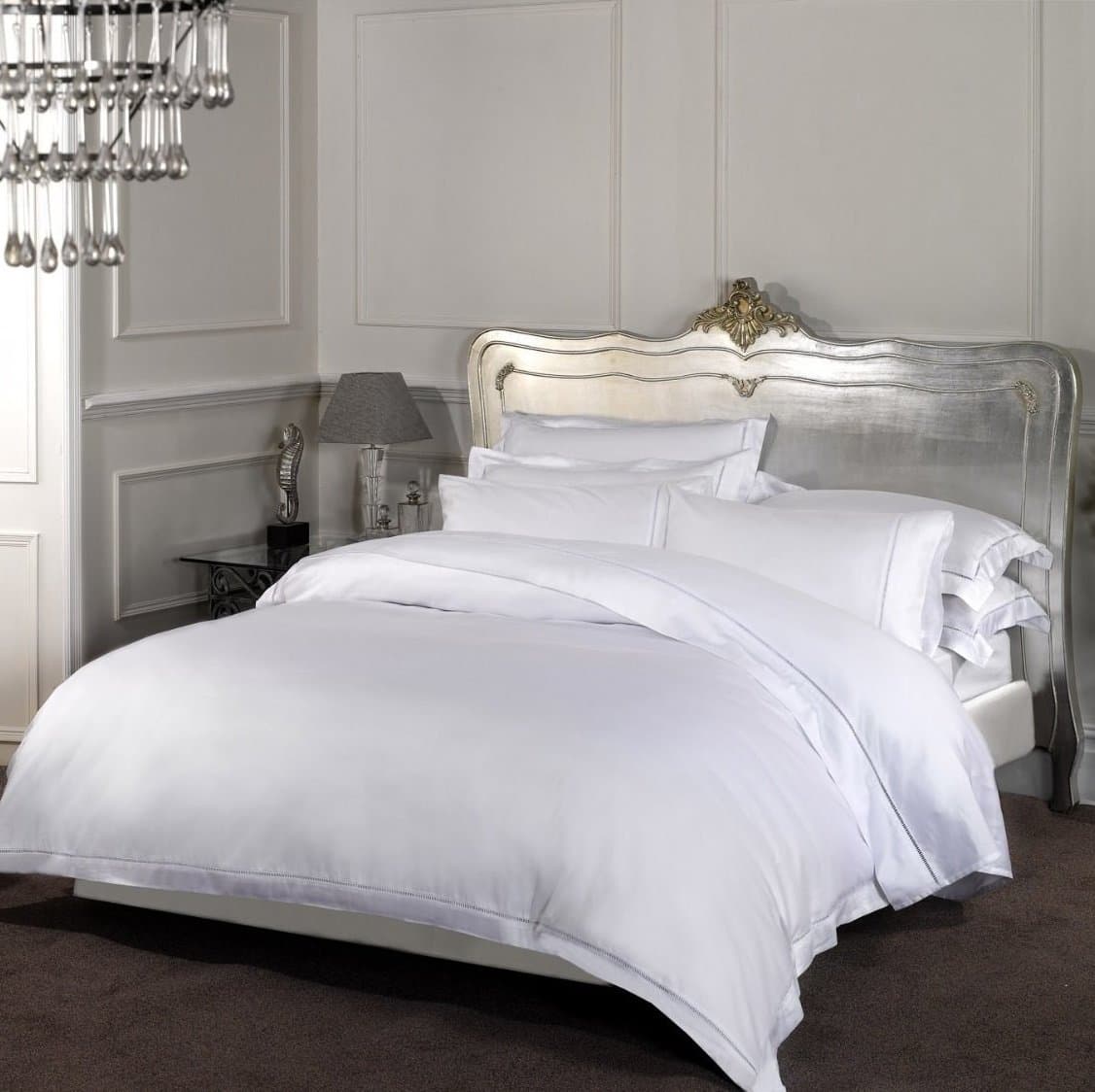 Emma Barclay1000 Thread Count Duvet Cover in White - Double Bed