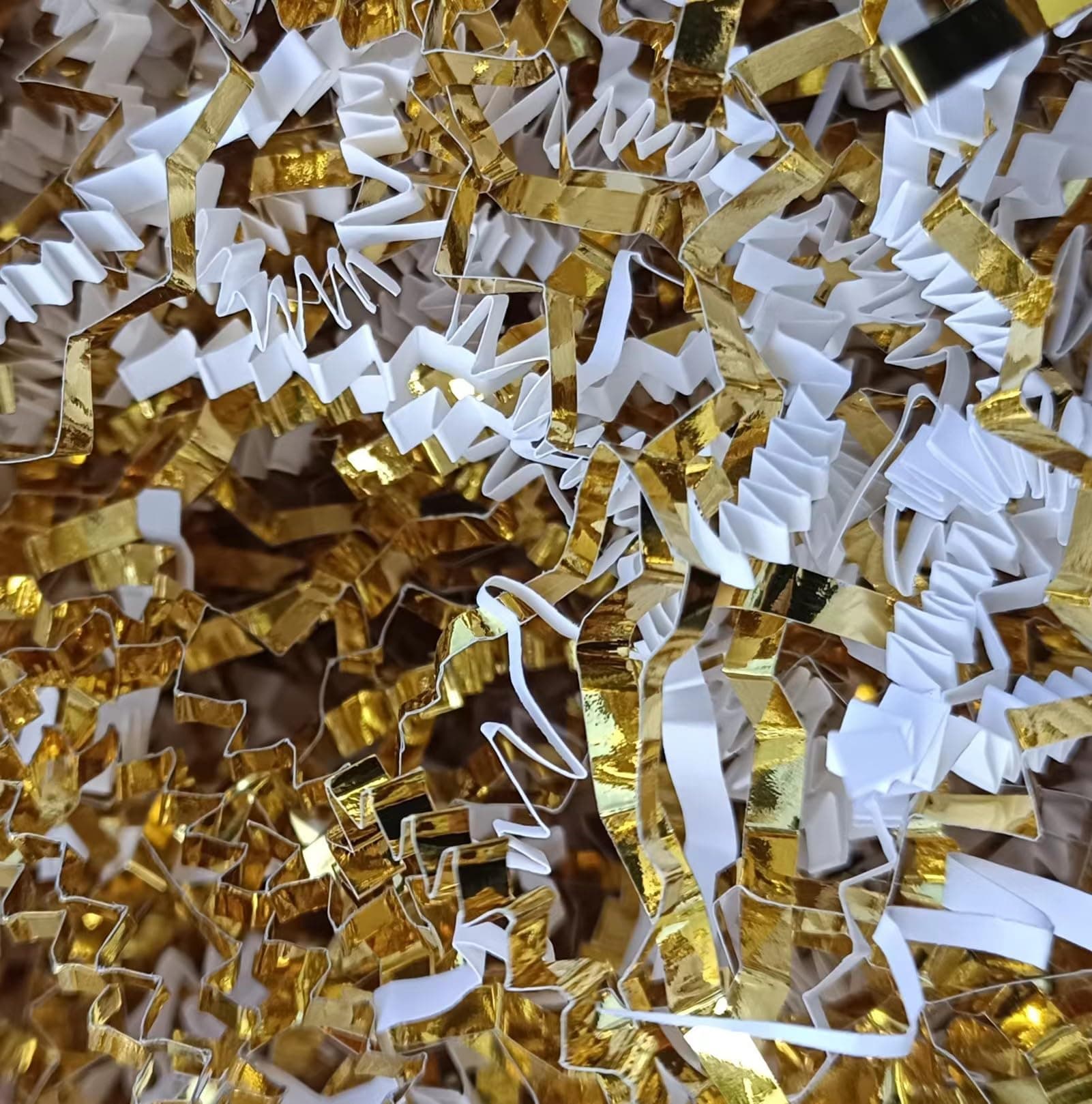 4OZ Crinkle Cut Paper Shredded Paper for Gift Box Baskets Filler, White and Gold Crinkle Cut Paper Shred Filler Confetti for Packaging