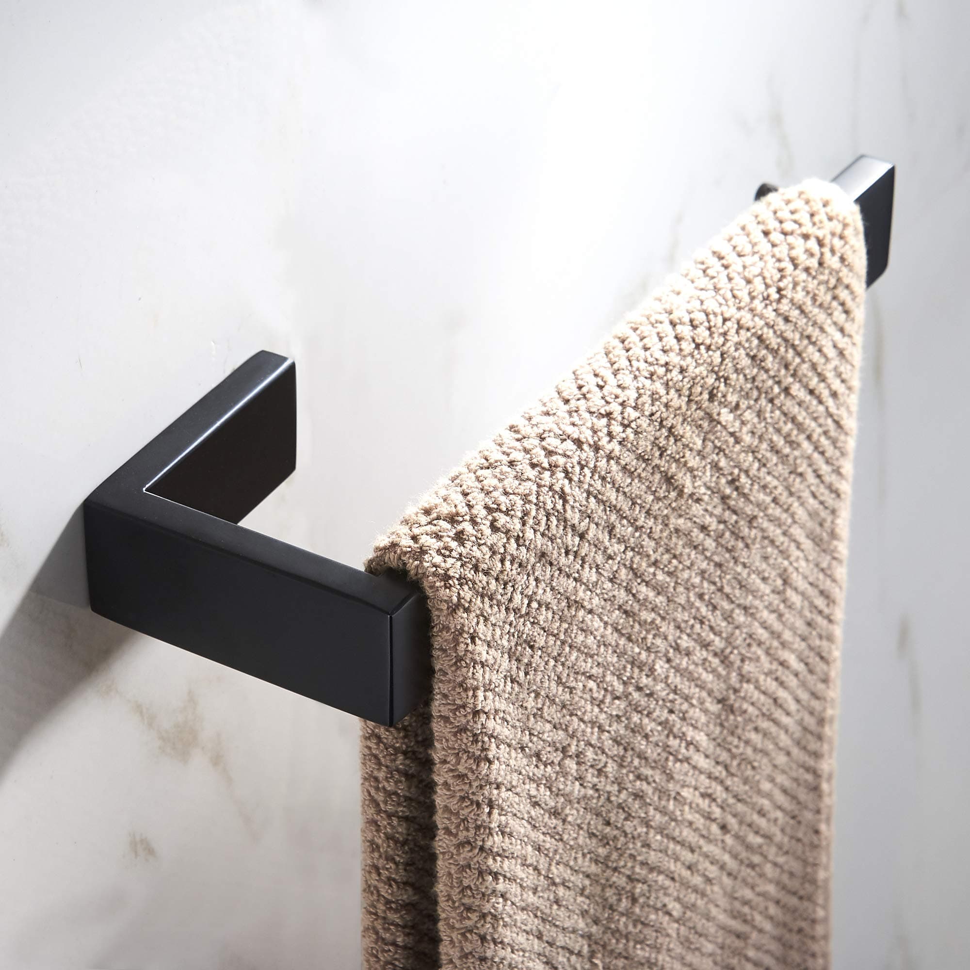 JunSun Rectangular Towel Holder Stainless Steel Contemporary Towel Ring Hand Towel Rail Bathroom Hardware Modern Design Hand Towel Hanger Short Towel Bar Bathroom Accessories Wall Mounted Matte Black